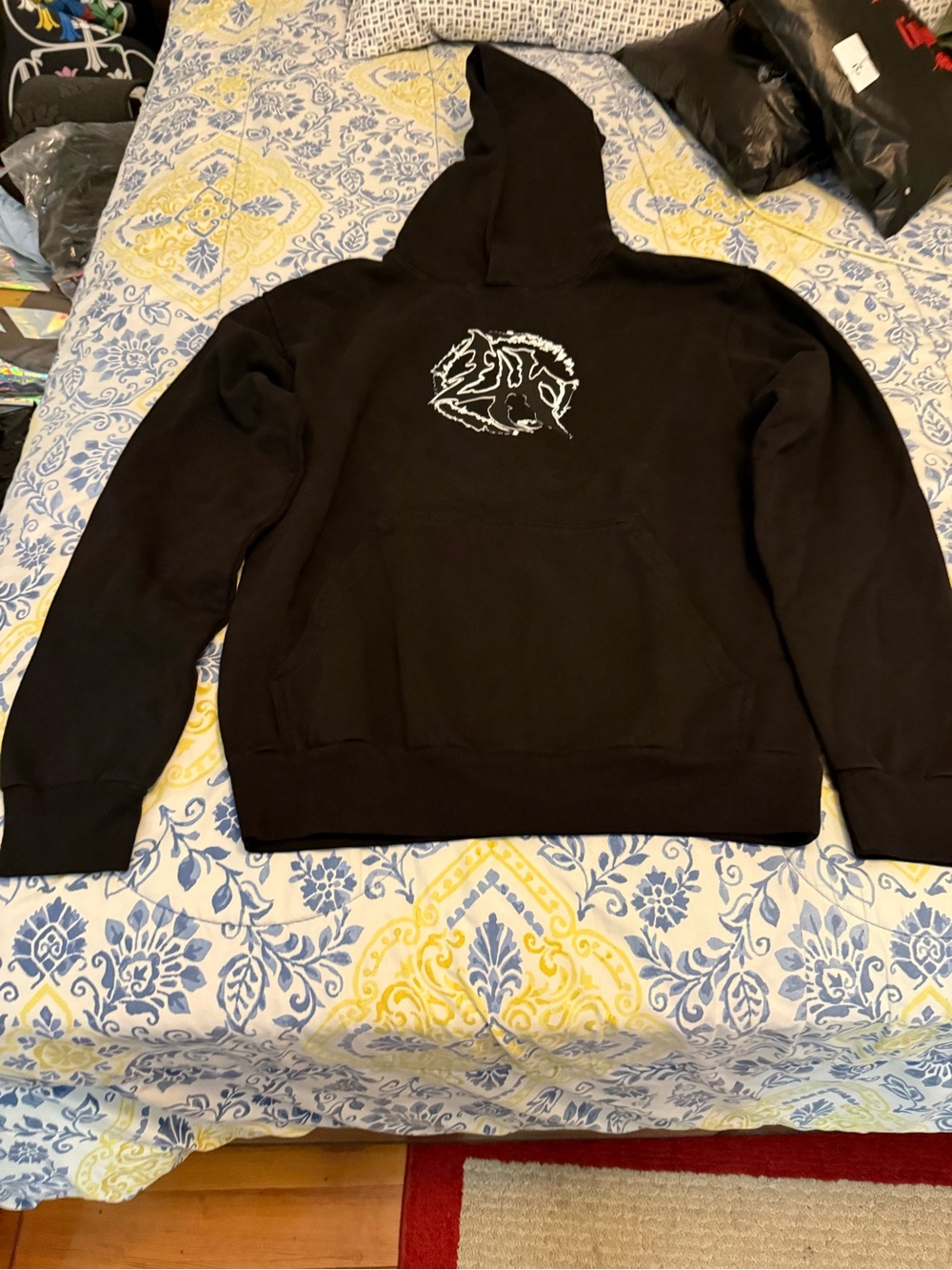 Lost Hills Men’s Fleece Hoodie with White Abstract Graphic